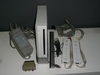 Consola Nintendo Wii Blanca + 2 Mandos