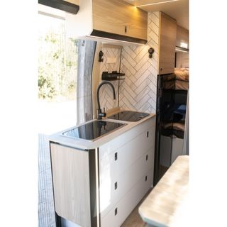 Camperización Ohana por Campernet