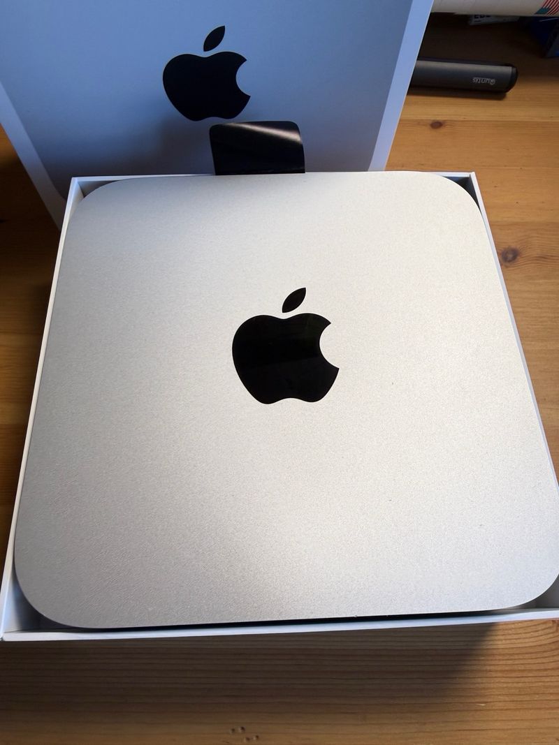 Mac mini M2 16GB 512GB IMPECABLE, Ver fotos afbeelding 6