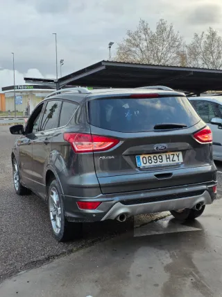 Ford Kuga 2014