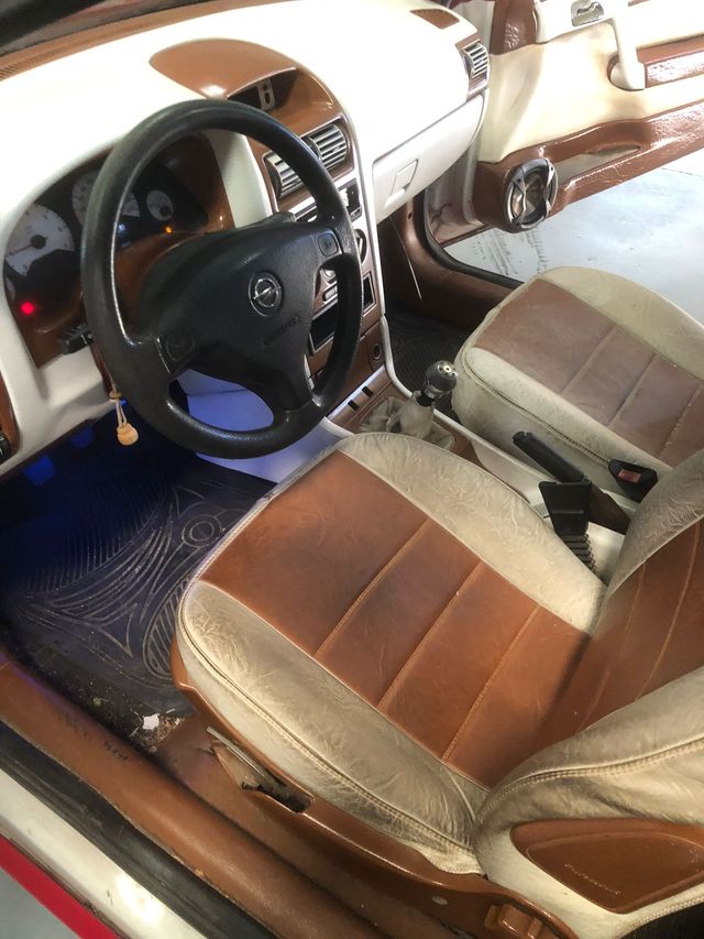 Opel Astra 1.6 club Etiqueta B