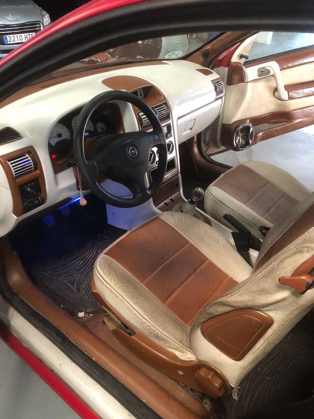 Opel Astra 1.6 club Etiqueta B