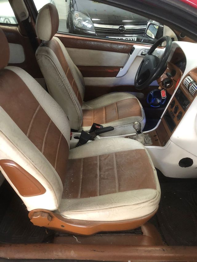 Opel Astra 1.6 club Etiqueta B