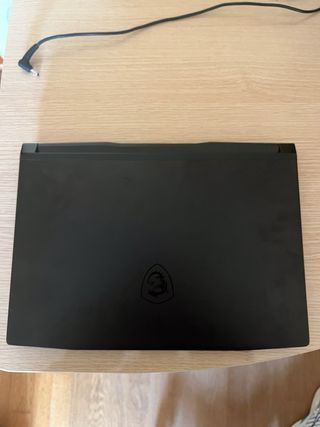 Portátil MSI Creator M16 Nero