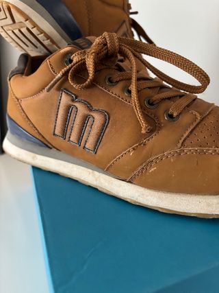 Zapatillas Mustang Marrones