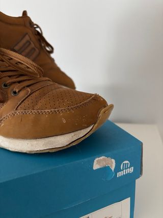 Zapatillas Mustang Marrones