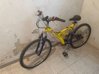 Bicicleta Montaña Amarilla