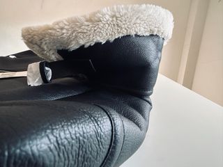 Chaqueta Zara Negra y Beige