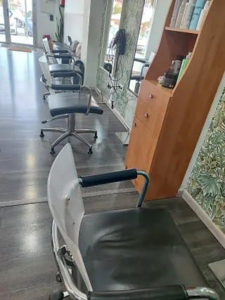 3 Sillones de Peluquería Marca Olymp