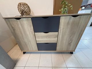 Aparador 3 cajones 2 puertas