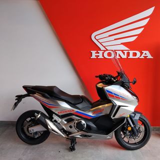 Honda Forza 750