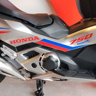 Honda Forza 750