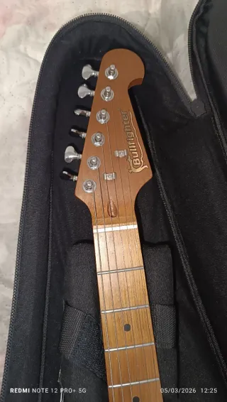 Guitarra eléctrica inteligente Bullfighter D160SE