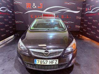 Opel Astra 2011