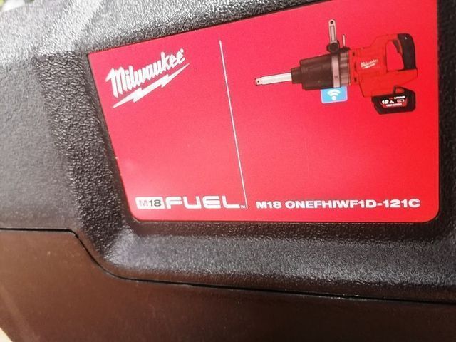 NUEVA: Pistola impacto batería camión Milwaukee