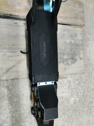 OFERTA SEMANA SANTA Patinete Cecotec BongoZ Power