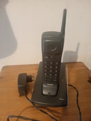 Teléfono Inalámbrico Philips TD 9228 T/16