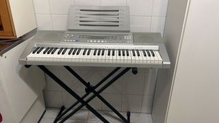 Piano Casio CTK-810