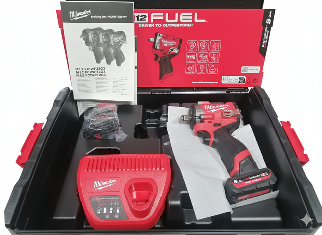 NUEVO: Kit Milwaukee M12 con pistola 745 Nm