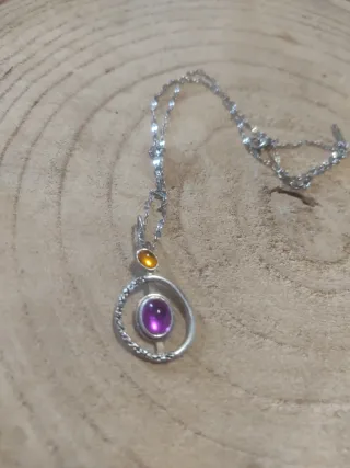 Collana con ciondolo tribale quarzo giallo e viola