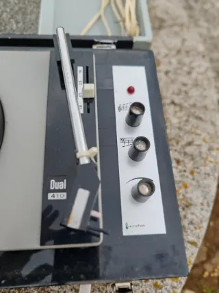 Tocadiscos Dual 410 Vintage Portátil