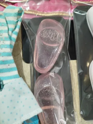 Lote Ropa y Zapatos Muñeca Nancy