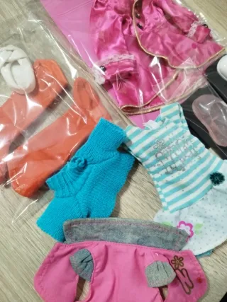 Lote Ropa y Zapatos Muñeca Nancy