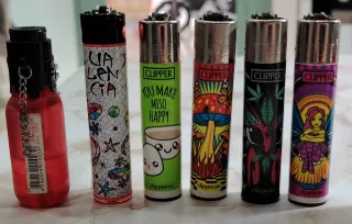 Confezione da 9 accendini Clipper