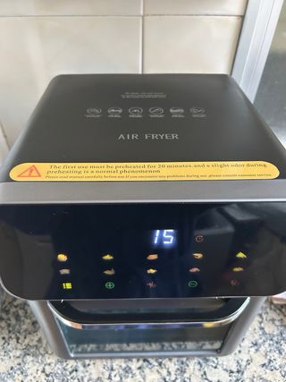 Freidora de aire con pantalla digital