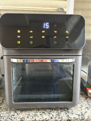 Freidora de aire con pantalla digital