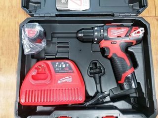 NUEVO: Taladro atornillador a batería Milwaukee