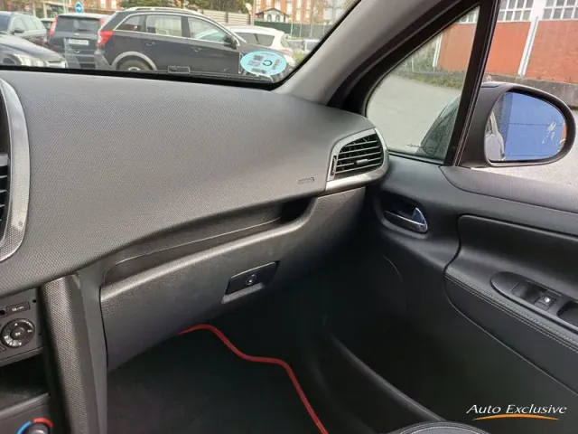 PEUGEOT 207 1.6 16V GT THP