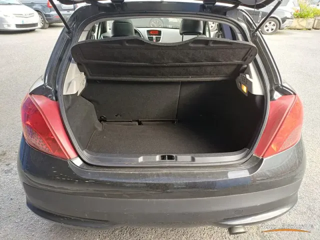 PEUGEOT 207 1.6 16V GT THP