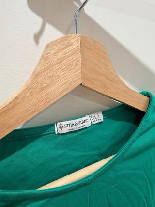 Camiseta verde corta Stradivarius Talla S