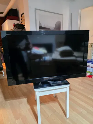 Televisión Sony Bravia Negra 40 pulgadas