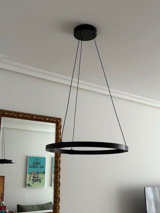 Lámpara de techo negra moderna