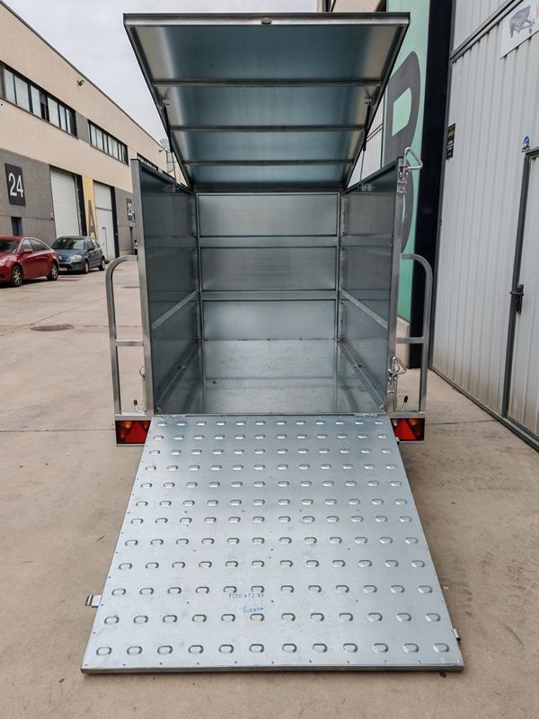 NUEVO: Remolque cerrado y galvanizado