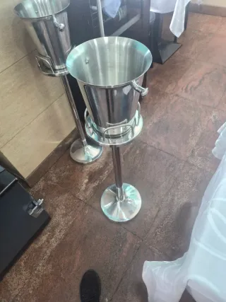 Cubitera o champanera de metal plateada