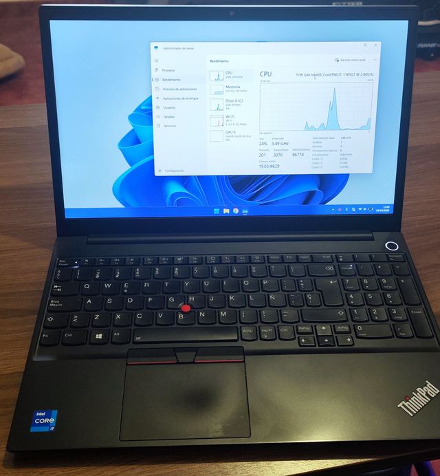 Lenovo ThinkPad E15 G2 | i7-1165G7 | 16GB | 512GB