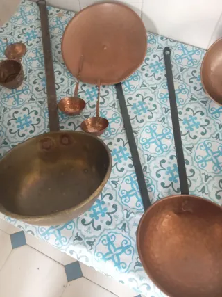 Cacharros de cobre antiguos