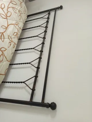 Cabecero y mesita de noche hierro forjado