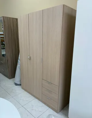 Armario 3 puertas y 3 cajones