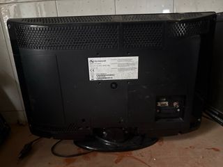 Televisor Schneider Negro Pequeño