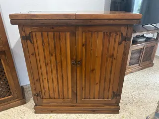 Mueble bar madera maciza