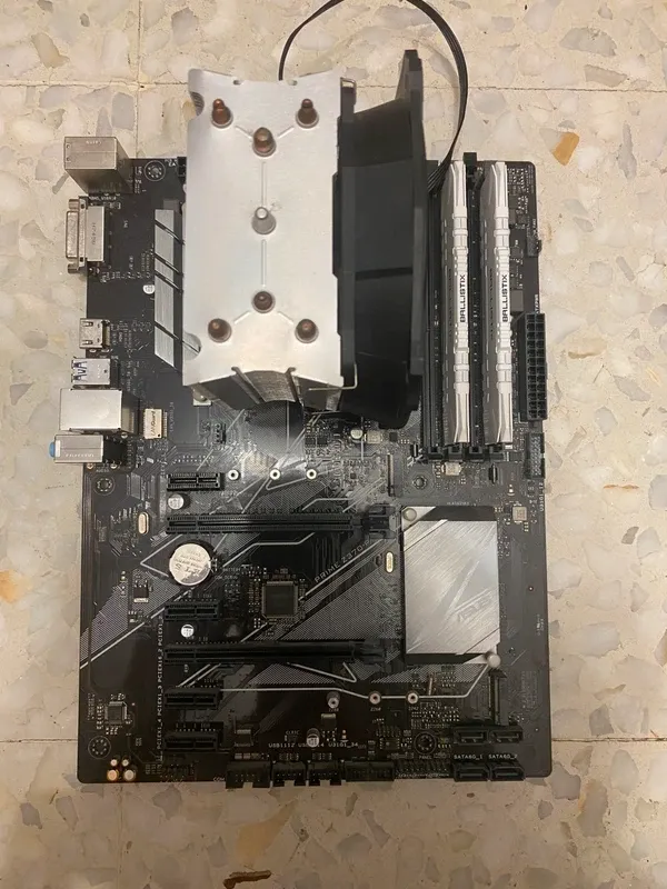 I7 8700k + placa base prime z370 p + 16gb ram ddr4