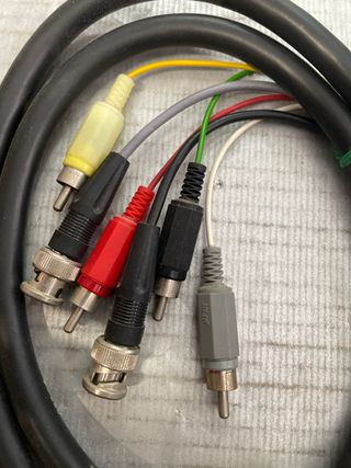 Cable BNC con SCART y RCA