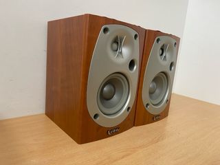 Altavoces Infinity Beta HCS Satélite Marrones