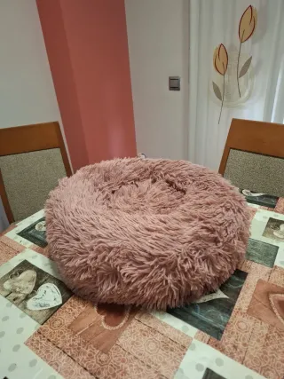 Cama para mascotas suave rosa