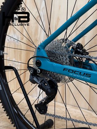 Focus Jarifa² 6.7 Shimano Deore 2023
