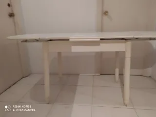 Mesa de cocina blanca extensible